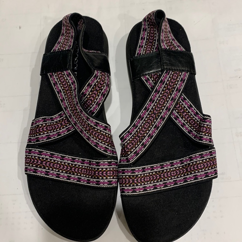 Aerosoles Wipgloss Fabric Braid Upper Sandal 7.5 New